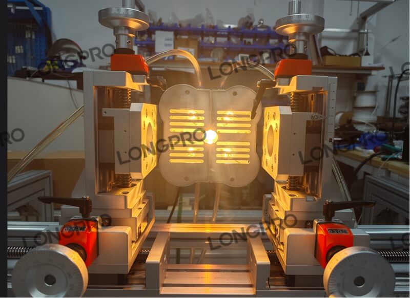 高溫性能測(cè)試.jpg 高溫性能測(cè)試.jpg